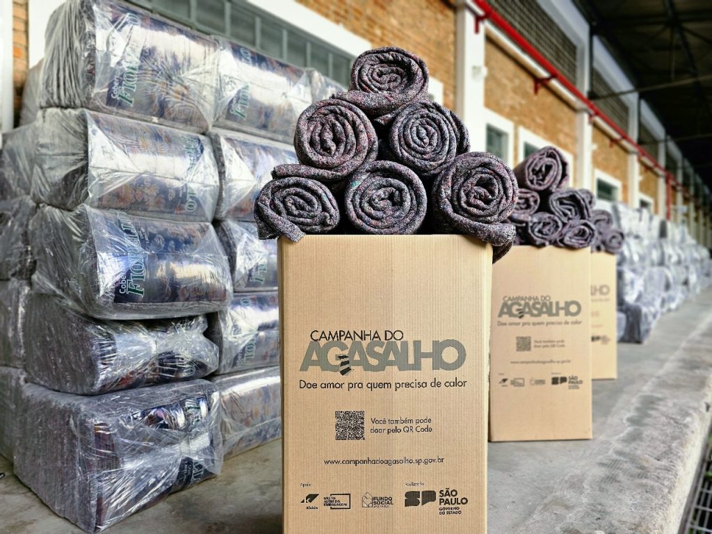 São Paulo reforça campanha do agasalho com temperatura caindo a 7°C no fim de semana